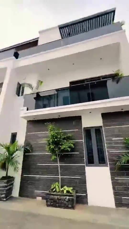 Furnished Luxury 5-Bedroom Fully Detached Duplex with BQ for Sale